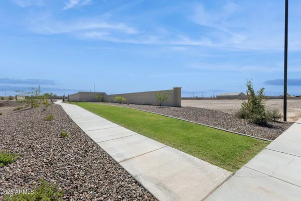 $314,990 | 523 West Bunker Hl Street, Florence, AZ 85132