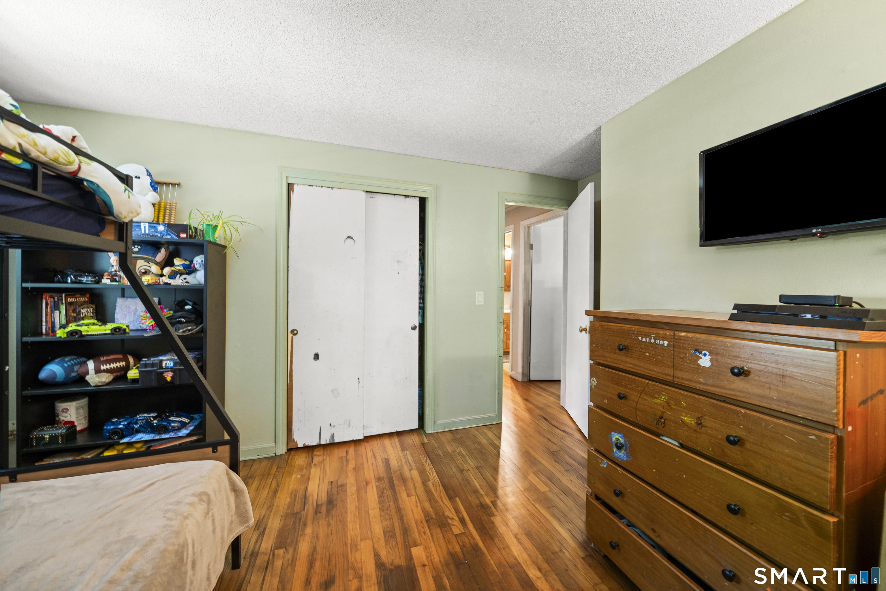45 Partridge Hollow Road Ledyard, CT 06335 - Photo 17 of 32