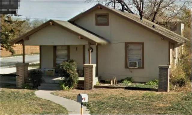 $1,200 | 501 Ash Street, Merkel, TX 79536