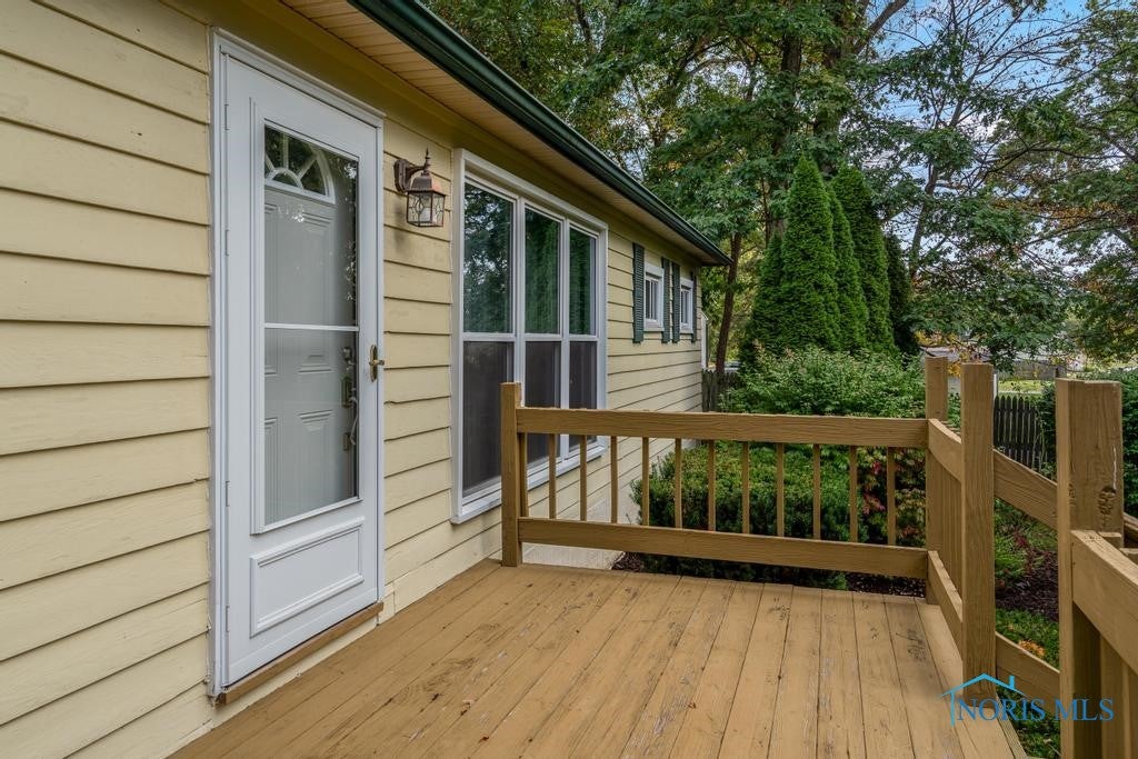 9830 Old State Line Road Holland, OH 43528 - Photo 8 of 48 Gallery Image 8