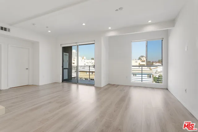 $4,870 | 1431 Armacost Avenue, Unit 401, Los Angeles, CA 90025