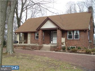 1059 Sackettsford Road Ivyland, PA 18974 - Photo 2 of 11 Exterior Front