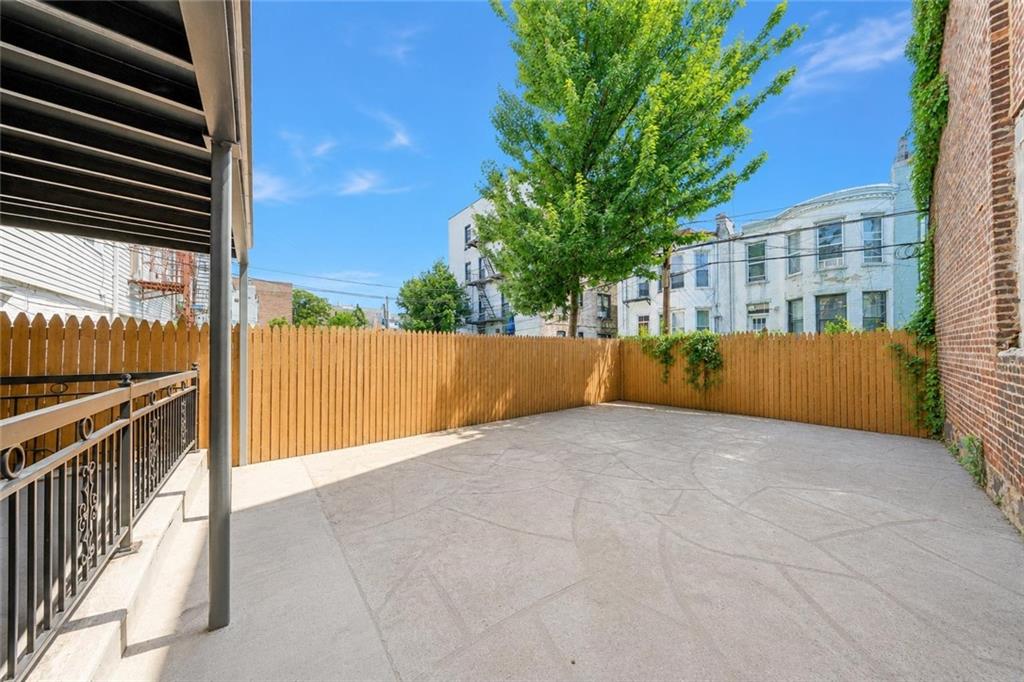 320 Bay Ridge Parkway Brooklyn, NY 11209 - Photo 27 of 29