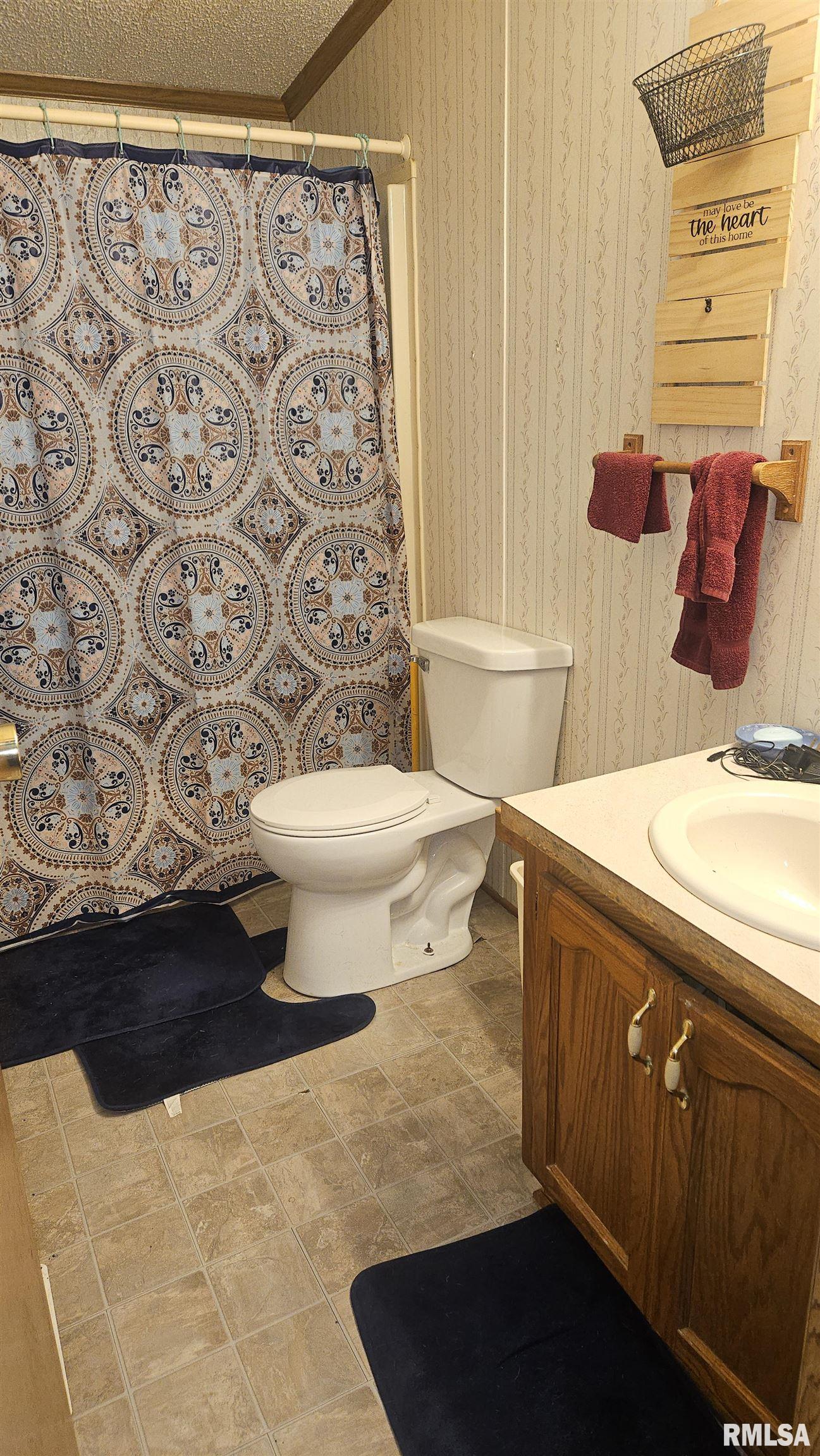 895 West Maple Street Canton, IL 61520 - Photo 11 of 12