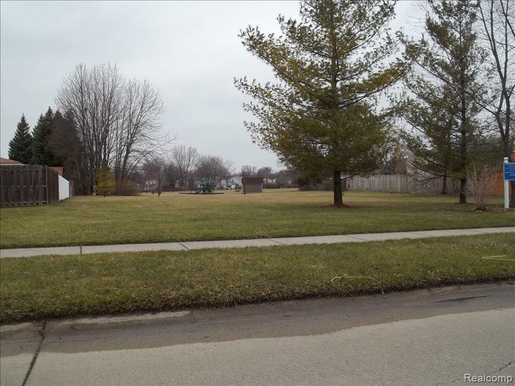 787 Meadowlake Road Canton, MI 48188 - Photo 21 of 22 Neighborhood Park 1