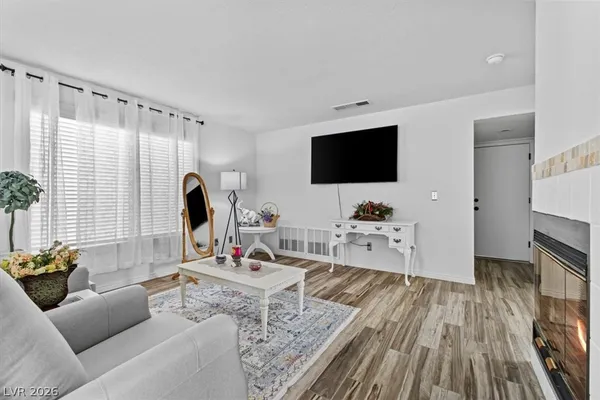 $2,345 | 1928 West Camino Carlos Rey, North Las Vegas, NV 89031