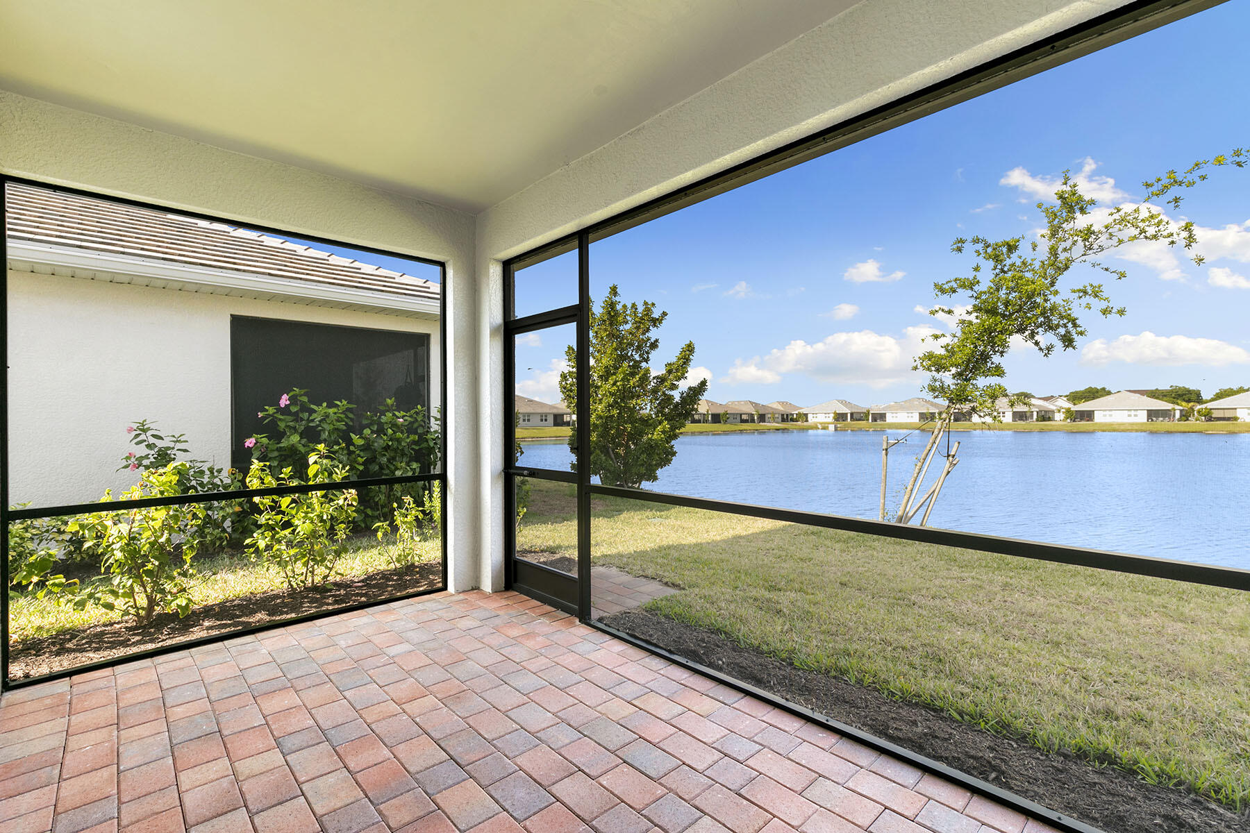 1173 Enbrook Loop Naples, FL 34114 - Photo 16 of 23 224031031h