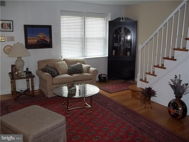 244 Barclay Road Upper Darby, PA 19082 - Photo 2 of 15 Living Room