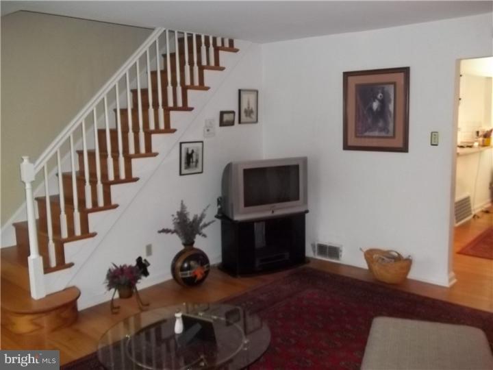 244 Barclay Road Upper Darby, PA 19082 - Photo 3 of 15 Living Room