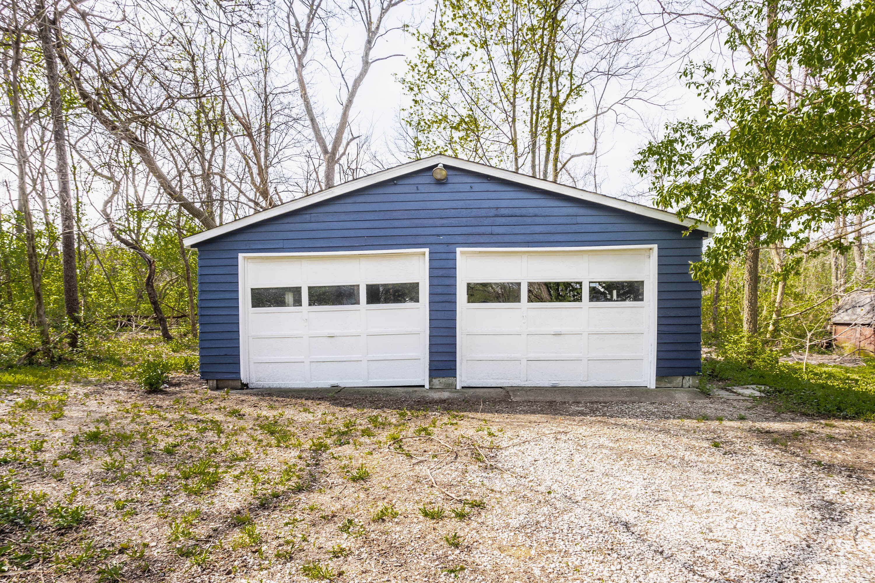 1907 East Thompson Road Indianapolis, IN 46227 - Photo 27 of 33 Gallery Image 27