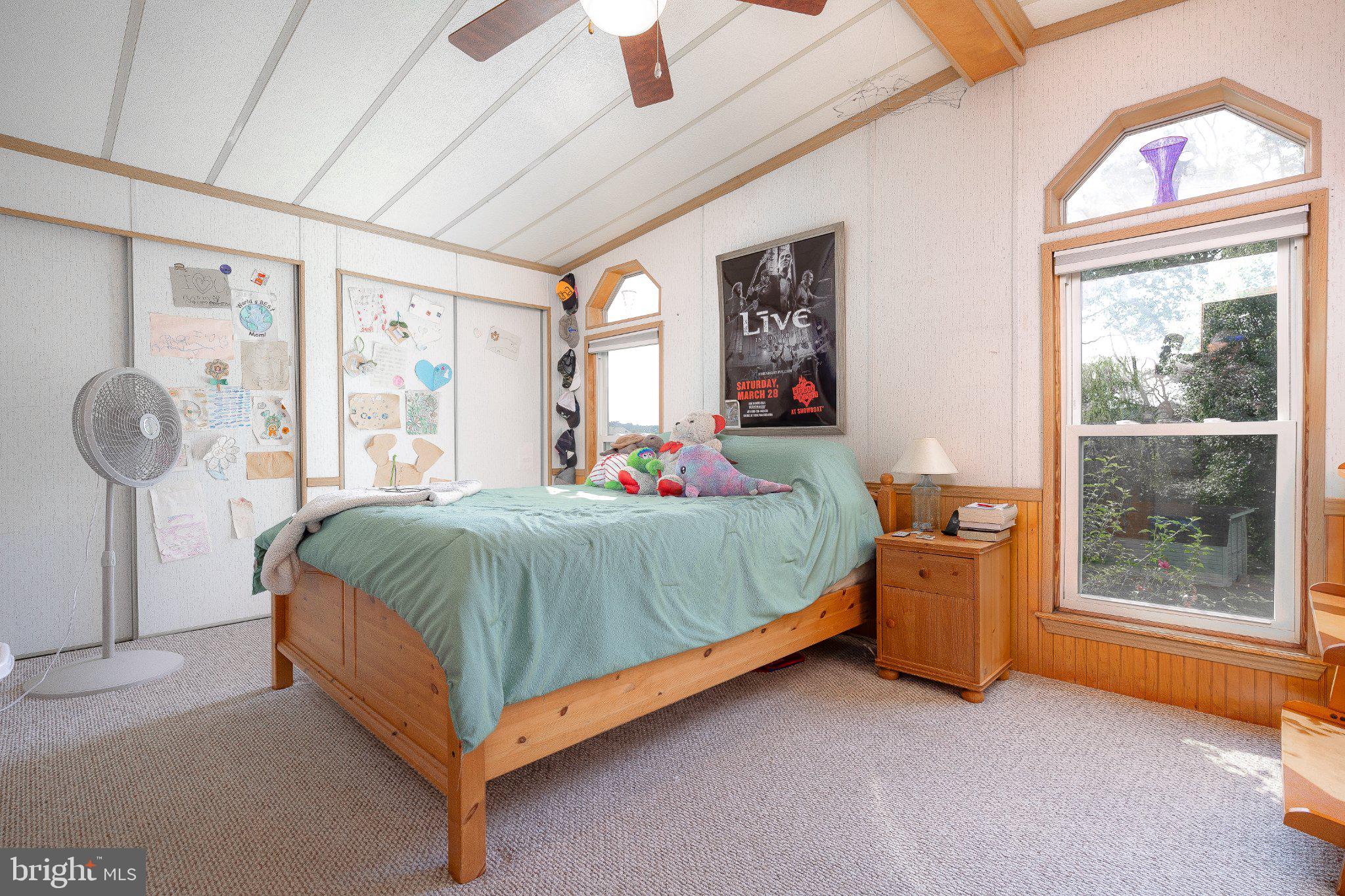 612 Monroeville Road Swedesboro, NJ 08085 - Photo 8 of 35 Cozy retreat with natural light.