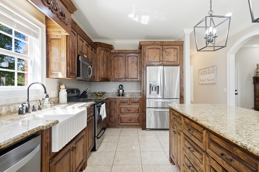310 Gaines Road Southeast Dalton, GA 30721 - Photo 13 of 53 Gallery Image 13
