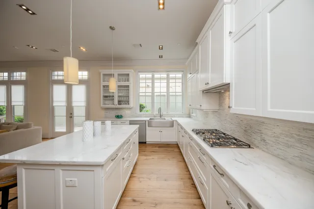 $5,090 | 5410 Alder Circle, Bellaire, TX 77401