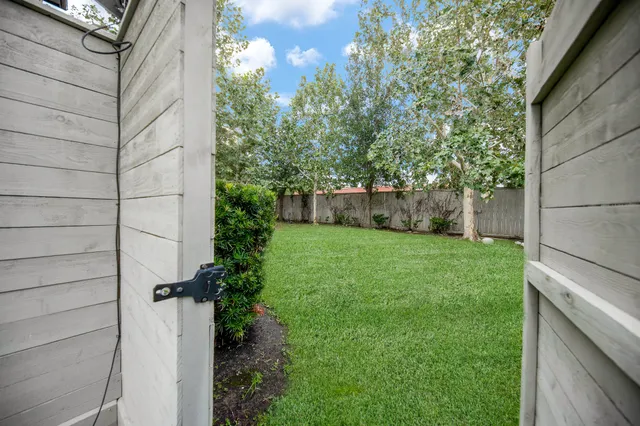 $5,090 | 5410 Alder Circle, Bellaire, TX 77401