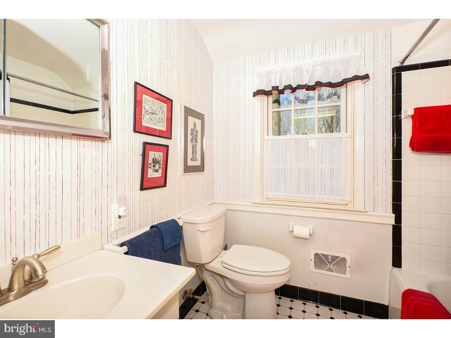 660 Bair Road Berwyn, PA 19312 - Photo 15 of 24