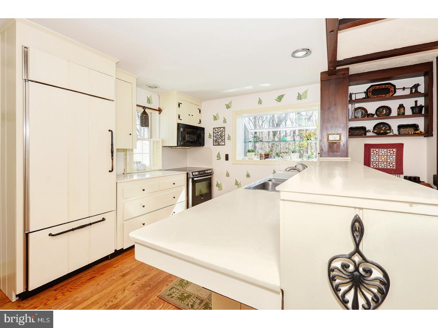 660 Bair Road Berwyn, PA 19312 - Photo 10 of 24 Kitchen