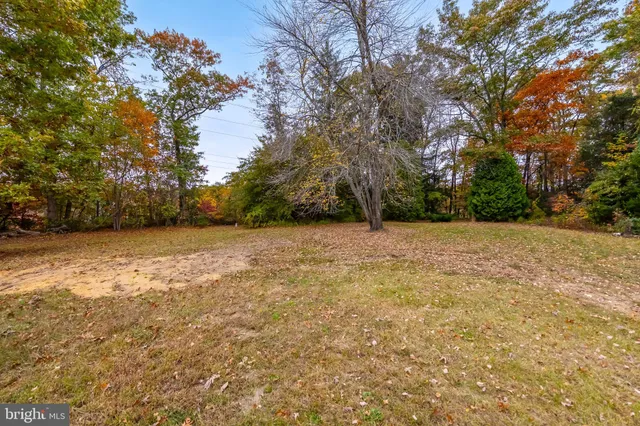 $320,000 | 40 Spillway Drive, Alloway, NJ 08001