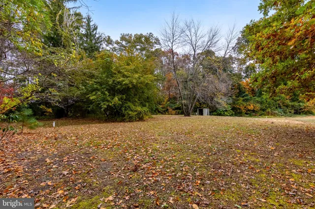 $320,000 | 40 Spillway Drive, Alloway, NJ 08001