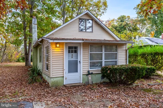 $320,000 | 40 Spillway Drive, Alloway, NJ 08001