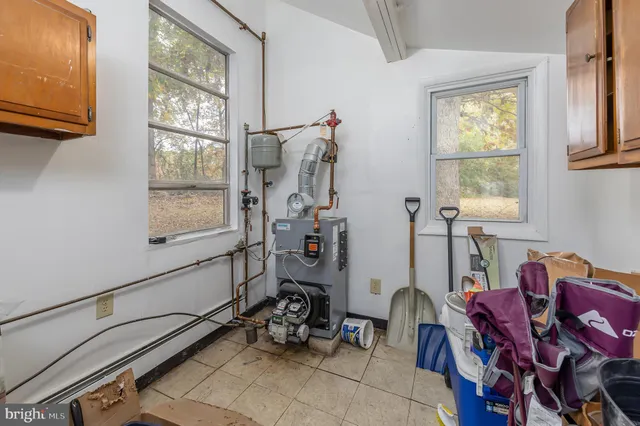 $320,000 | 40 Spillway Drive, Alloway, NJ 08001