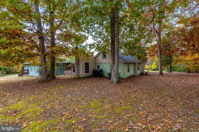 $320,000 | 40 Spillway Drive, Alloway, NJ 08001