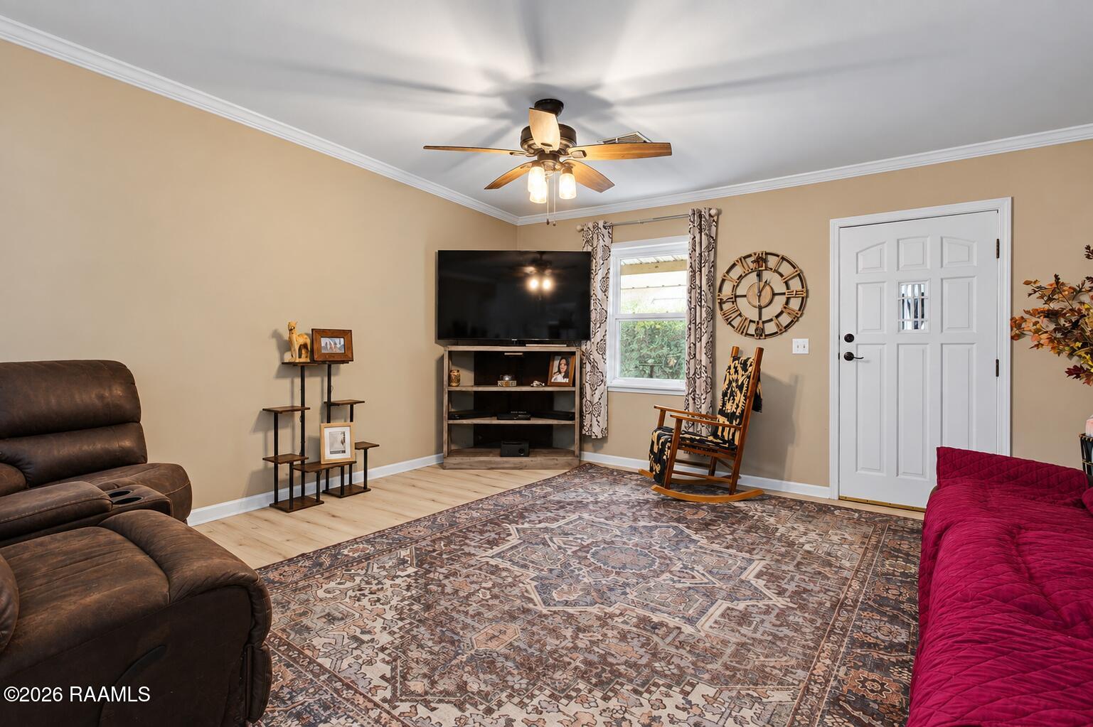 2685 Lloyd Road Maurice, LA 70555 - Photo 10 of 19 Clean Modern Farmhouse Living Room