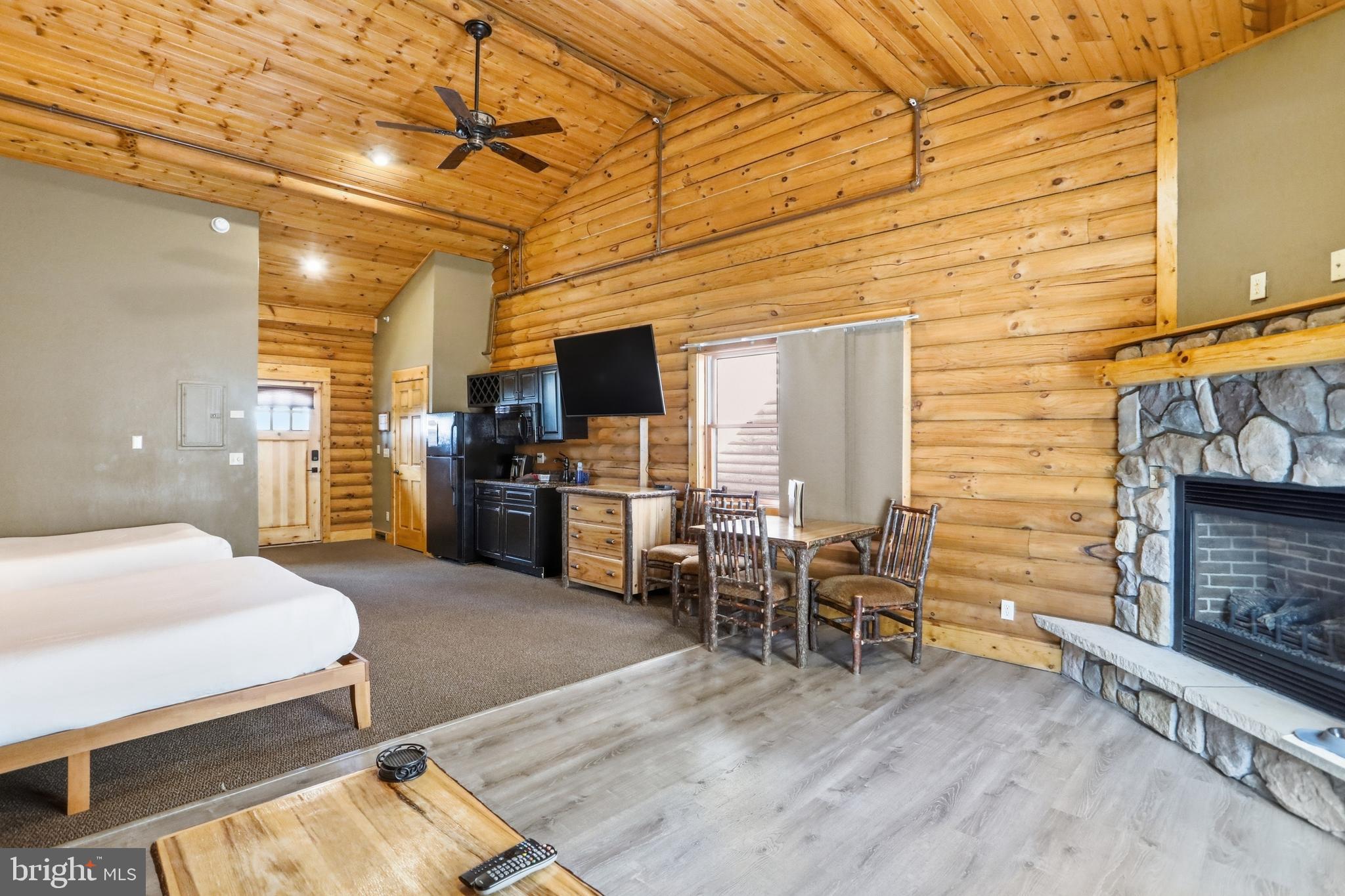 305 Cabin Lodge Road McHenry, MD 21541 - Photo 2 of 13