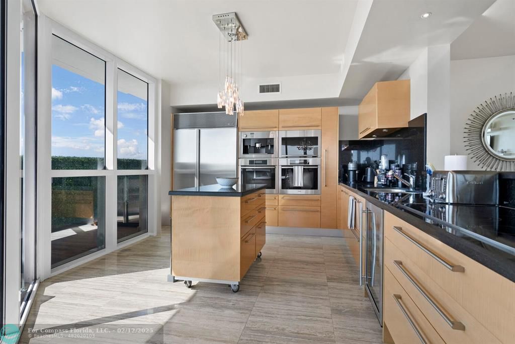 101 South Fort Lauderdale Beach Boulevard, Unit 801 Fort Lauderdale, FL 33316 - Photo 16 of 37