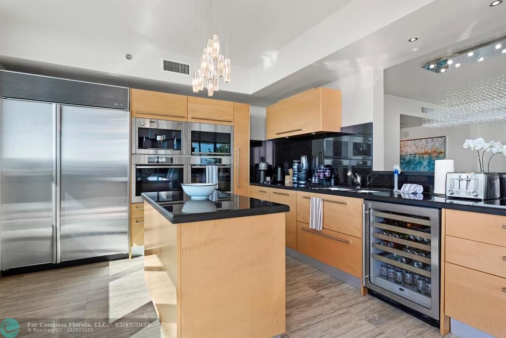 101 South Fort Lauderdale Beach Boulevard, Unit 801 Fort Lauderdale, FL 33316 - Photo 17 of 37