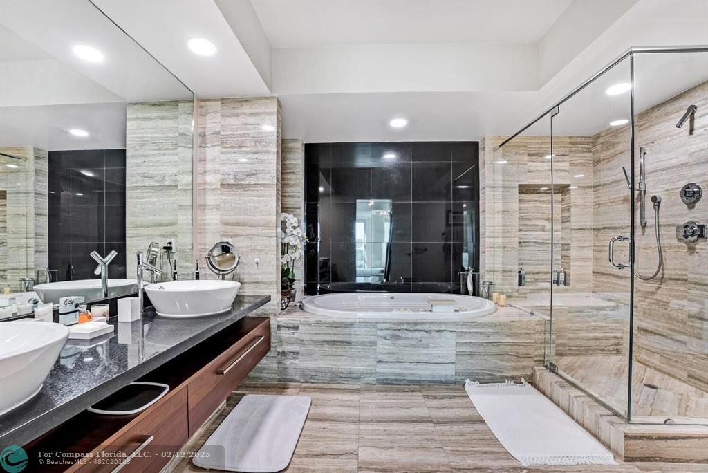 101 South Fort Lauderdale Beach Boulevard, Unit 801 Fort Lauderdale, FL 33316 - Photo 21 of 37