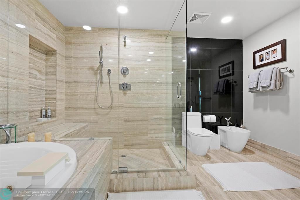 101 South Fort Lauderdale Beach Boulevard, Unit 801 Fort Lauderdale, FL 33316 - Photo 23 of 37