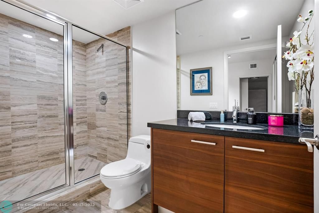 101 South Fort Lauderdale Beach Boulevard, Unit 801 Fort Lauderdale, FL 33316 - Photo 25 of 37