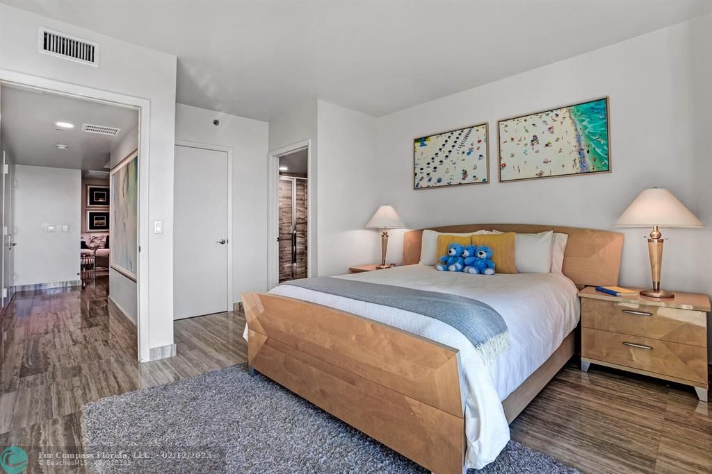 101 South Fort Lauderdale Beach Boulevard, Unit 801 Fort Lauderdale, FL 33316 - Photo 31 of 37