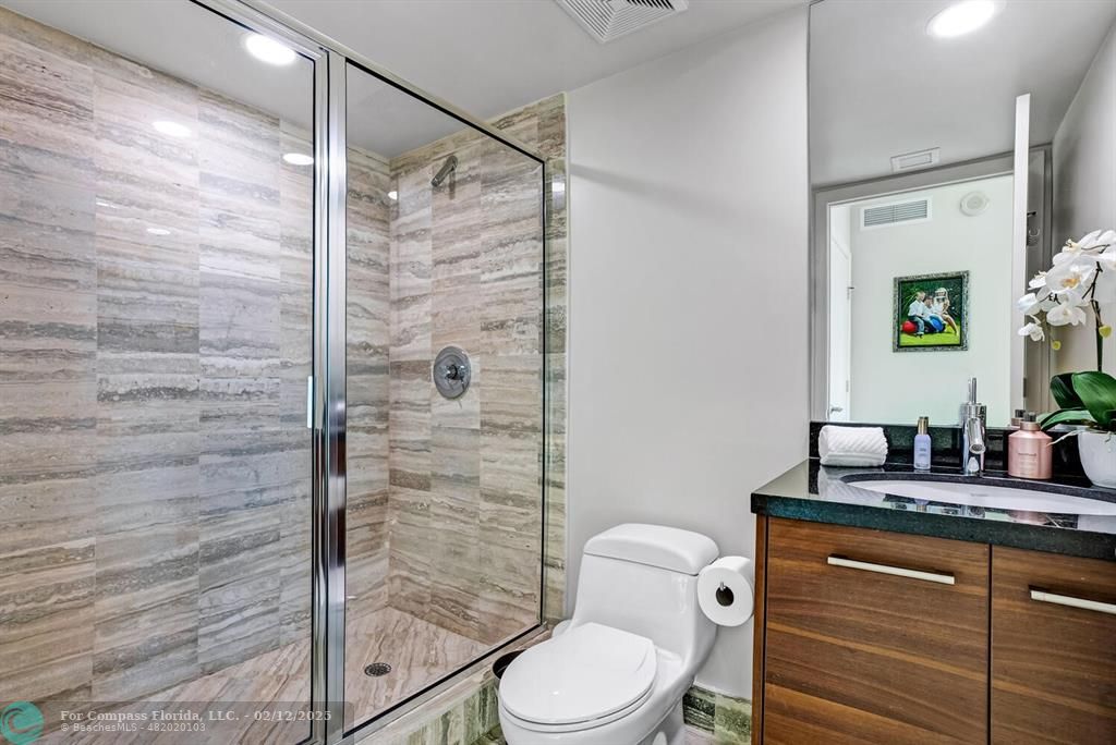 101 South Fort Lauderdale Beach Boulevard, Unit 801 Fort Lauderdale, FL 33316 - Photo 32 of 37