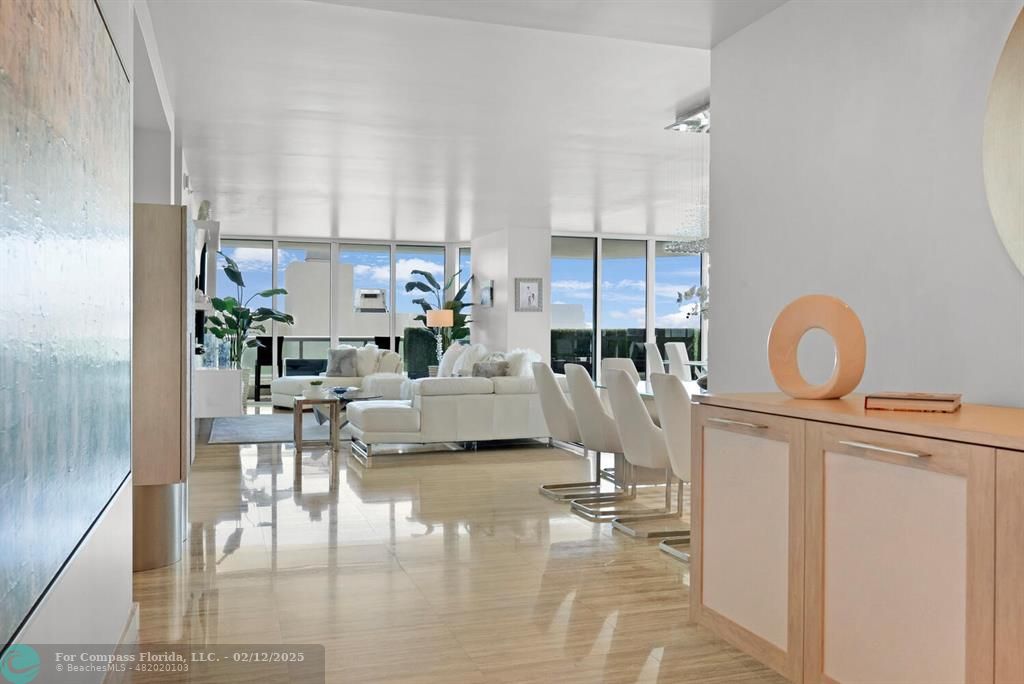 101 South Fort Lauderdale Beach Boulevard, Unit 801 Fort Lauderdale, FL 33316 - Photo 4 of 37