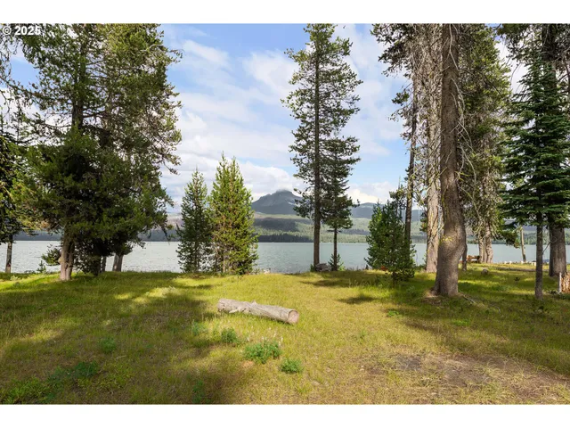 $460,000 | 85 Diamond Lake Loop, Chemult, OR 97731