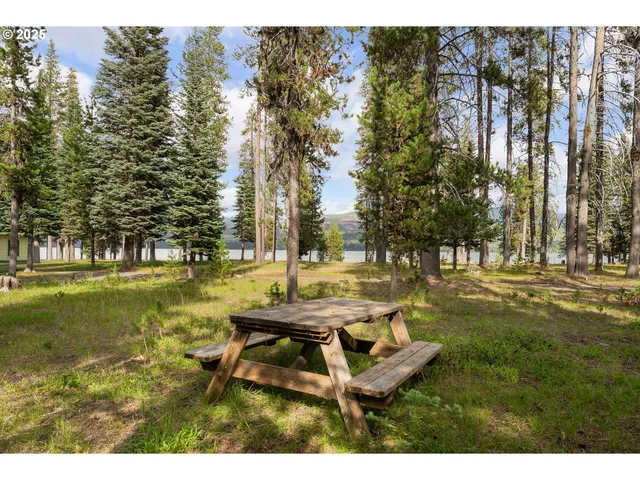 $460,000 | 85 Diamond Lake Loop, Chemult, OR 97731
