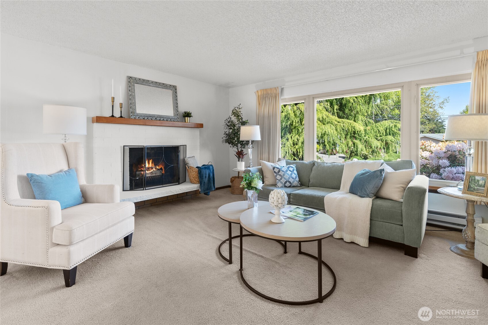8430 Maple Lane Edmonds, WA 98026 - Photo 4 of 39 Gallery Image 4