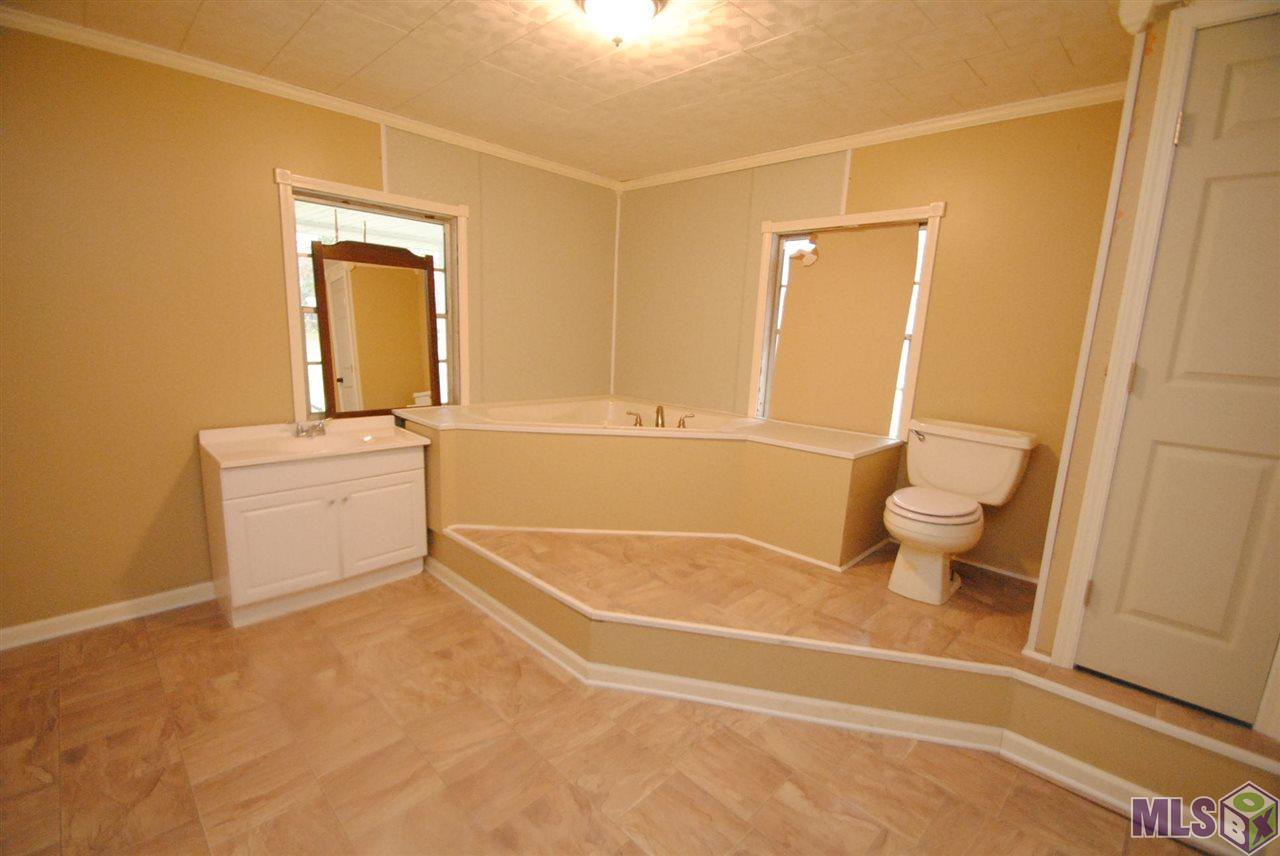 1450 Dr Beatrous Road Theriot, LA 70397 - Photo 6 of 12 Gallery Image 6