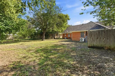 $250,000 | 5824 Kimberly Kay Drive, Fort Worth, TX 76133