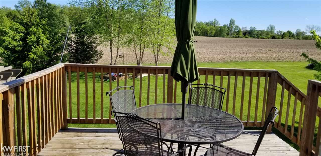 2807 West Winegar Road Perry, MI 48872 - Photo 11 of 67 31382032-14.JPG