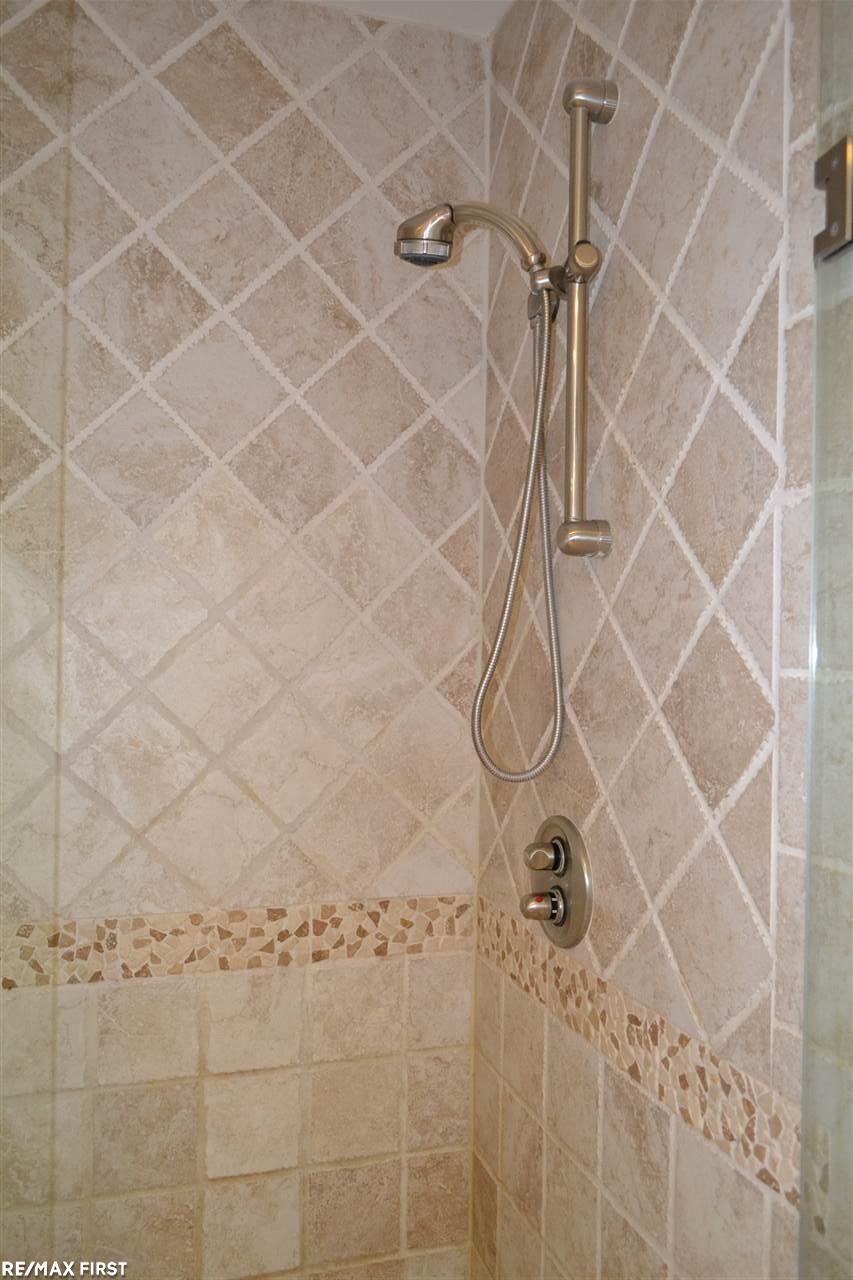 655 Whitney Drive Rochester Hills, MI 48307 - Photo 16 of 30