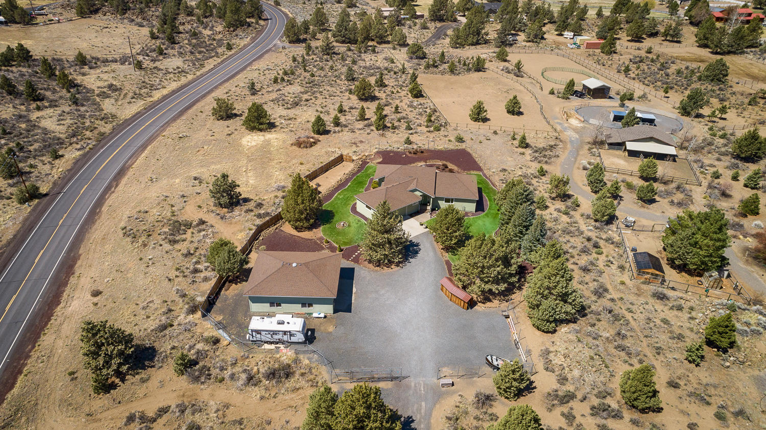 60805 Jennings Road Bend, OR 97702 - Photo 37 of 39 60805 Jennings 36