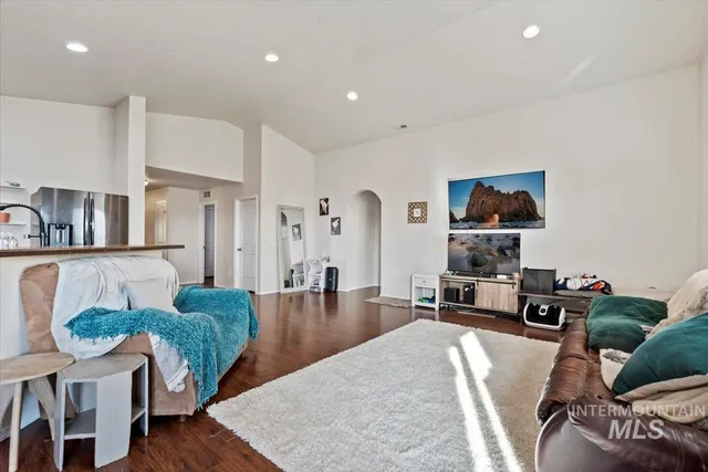 $360,000 | 406 Bridgeport Avenue, Caldwell, ID 83605