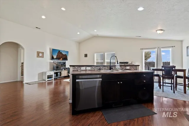 $360,000 | 406 Bridgeport Avenue, Caldwell, ID 83605