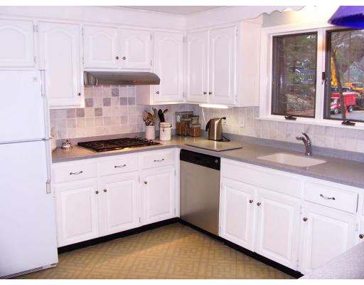 20 Marlyn Road Medfield, MA 02052 - Photo 9 of 22 Gallery Image 9