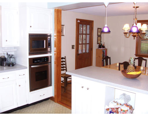 20 Marlyn Road Medfield, MA 02052 - Photo 10 of 22 Gallery Image 10