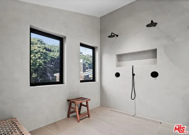 $65,000 | 31376 Broad Beach Road, Malibu, CA 90265