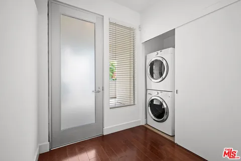 $788,000 | 1250 North Harper Avenue, Unit 414, West Hollywood, CA 90046