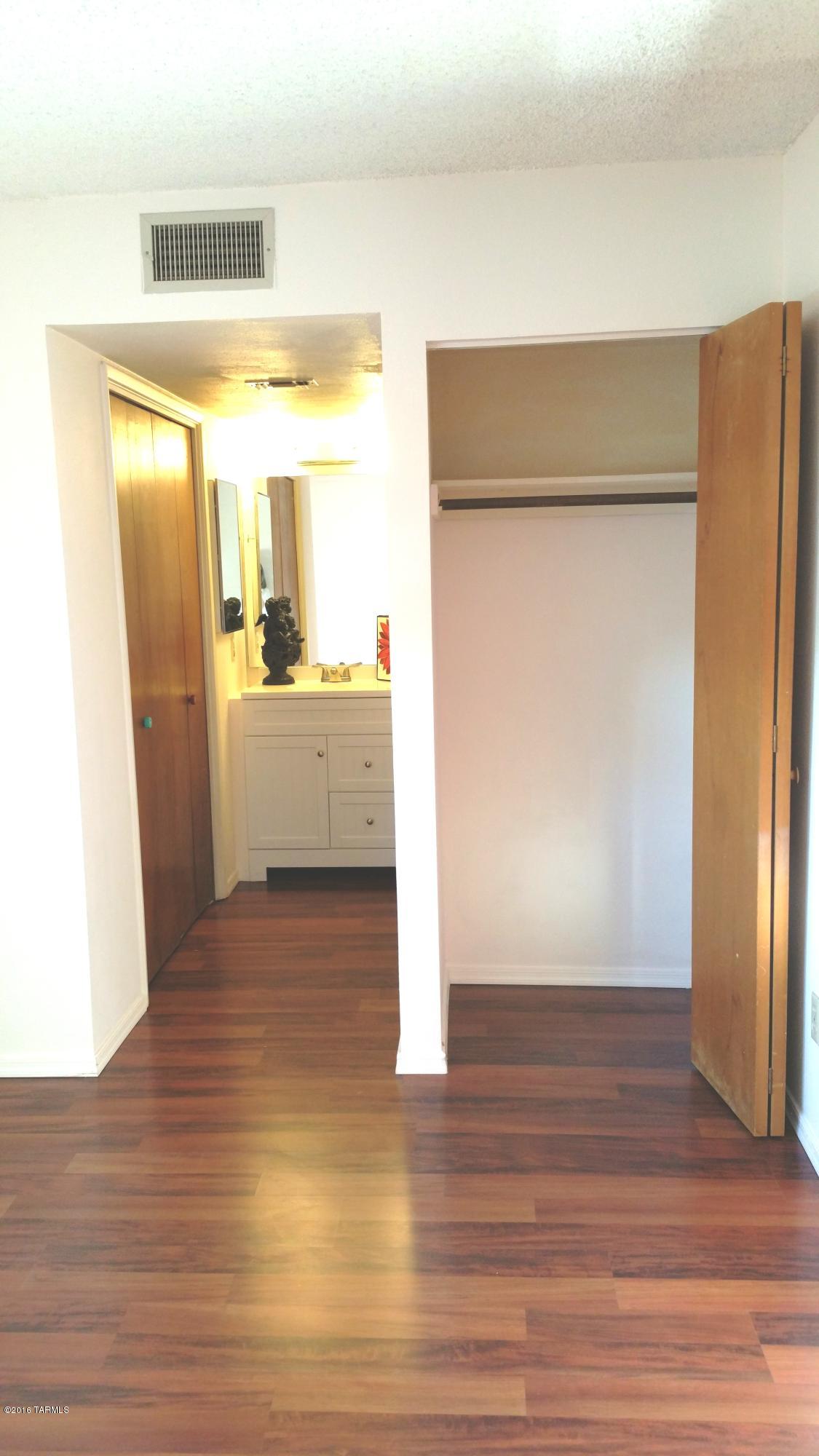 1335 East Fort Lowell Road, Unit C Tucson, AZ 85719 - Photo 19 of 27